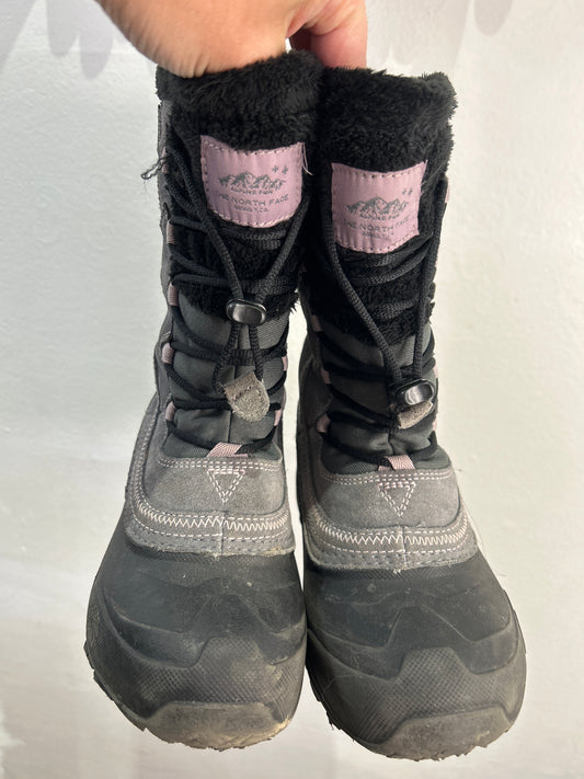 Y2 The North Face winter boots