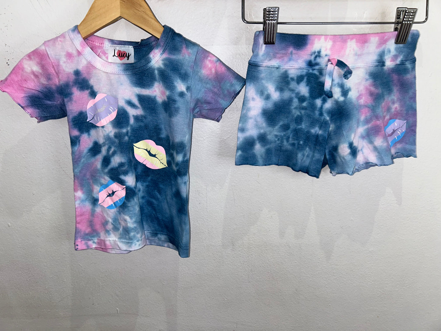 Lips tiedye set 3y NEW