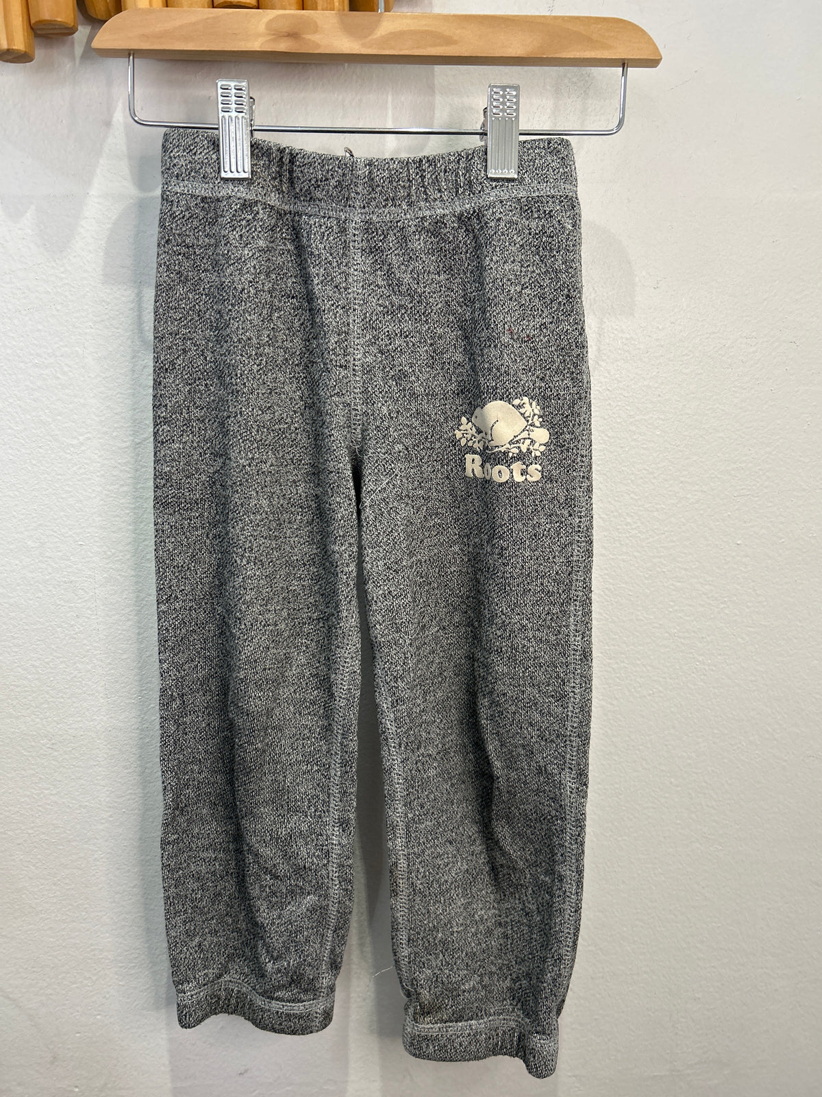 Roots classic grey joggers 4y