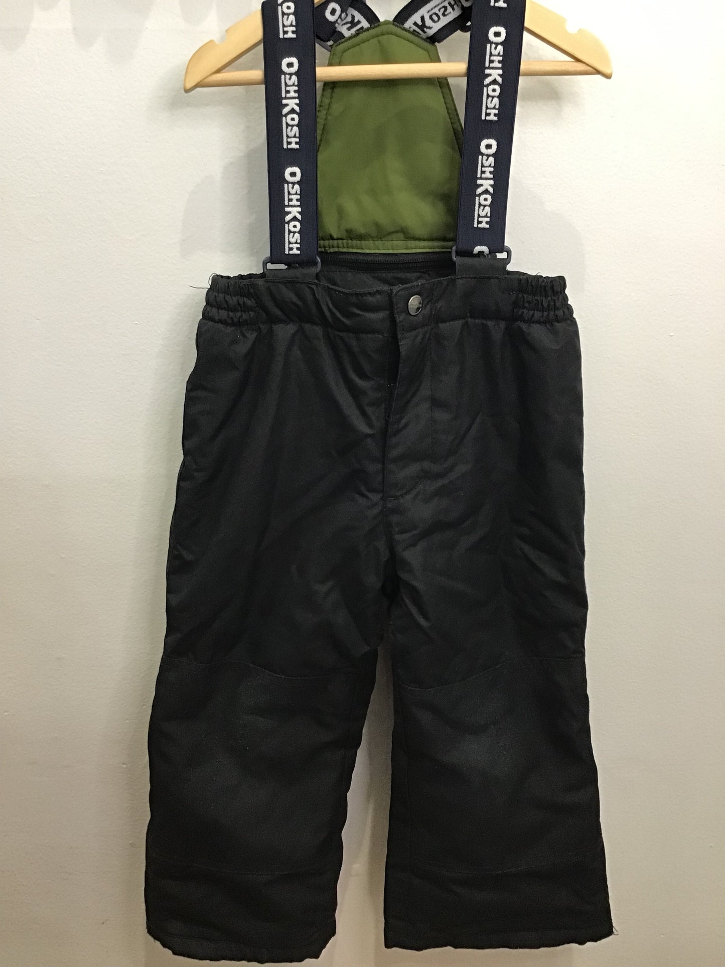 Black bib snowpants 4y*