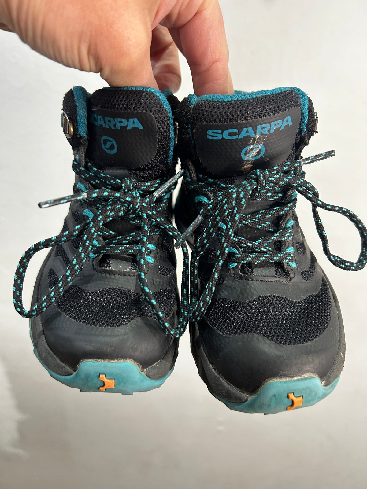 C8.5 Scarpa hiking boots