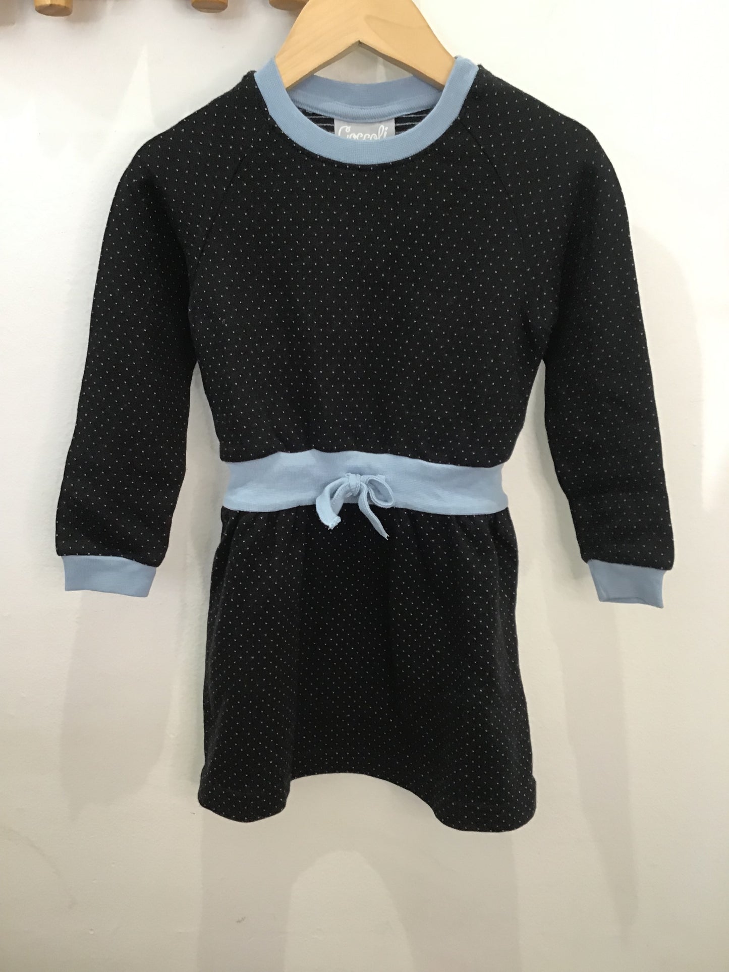 Dots and blue sweater dress 2y NEW