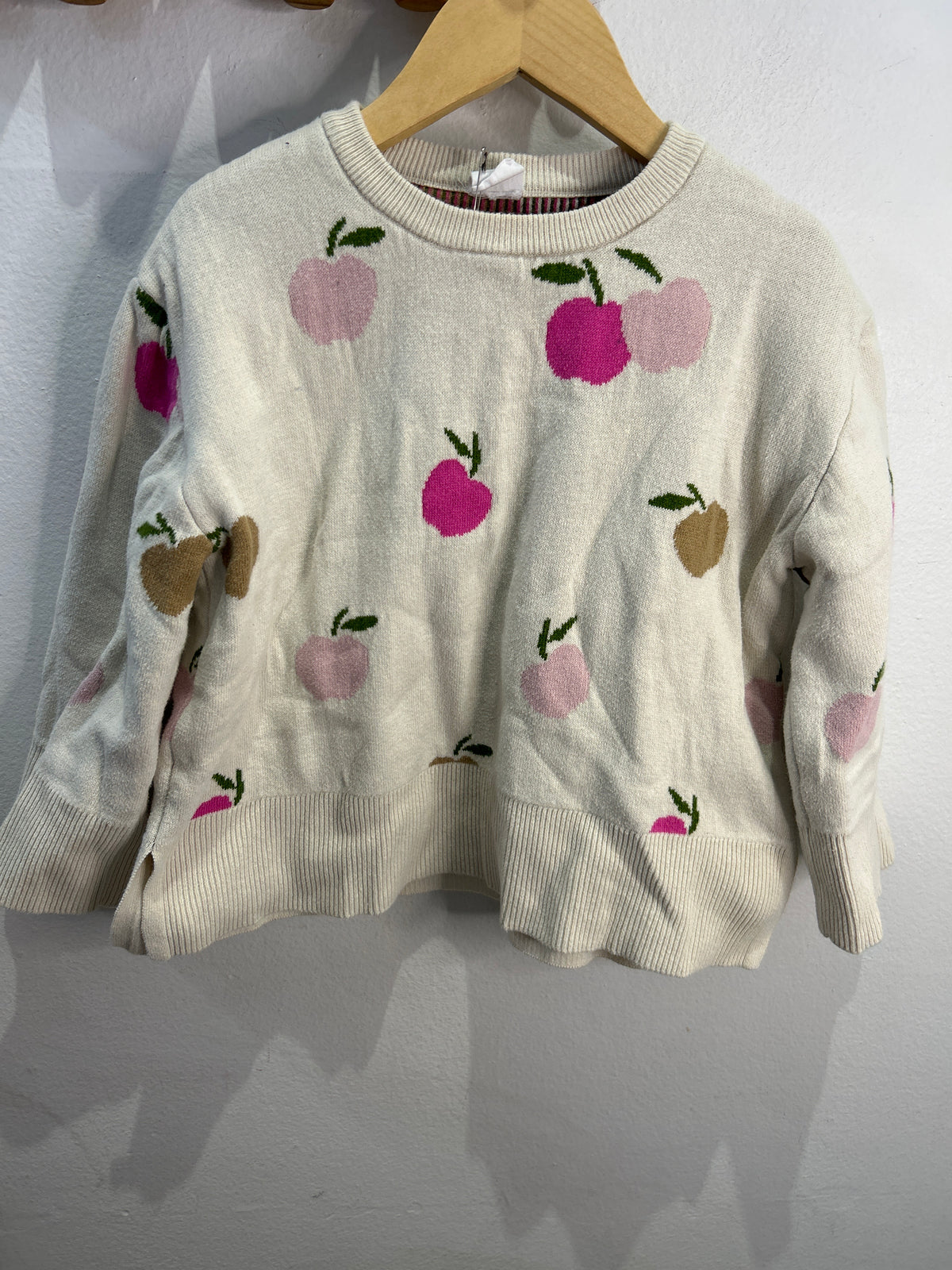 Apples sweater 5y