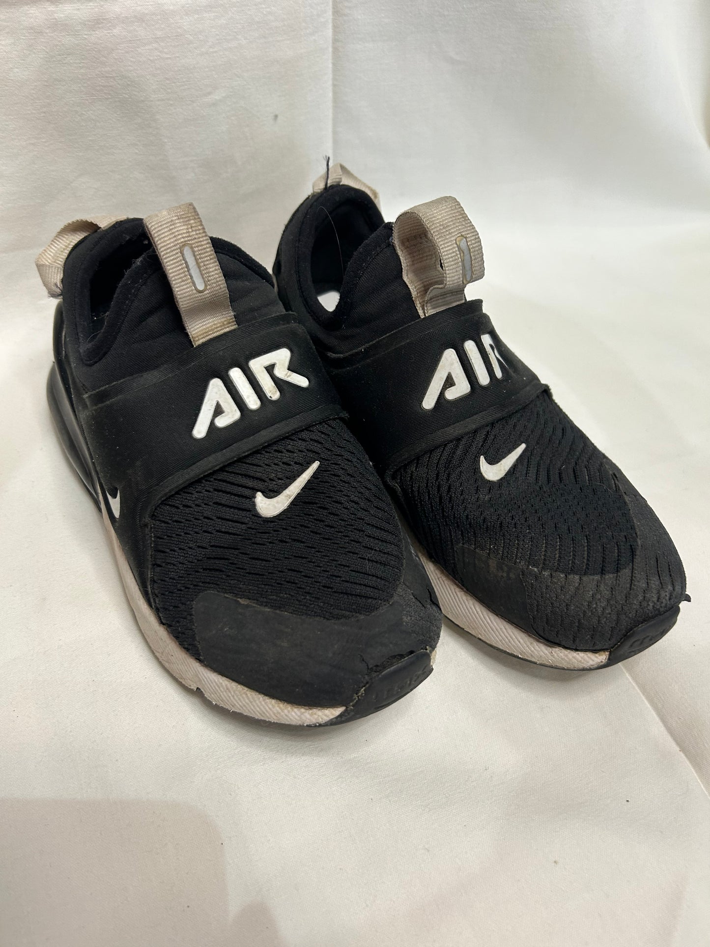 C13 Nike air pull-on shoes