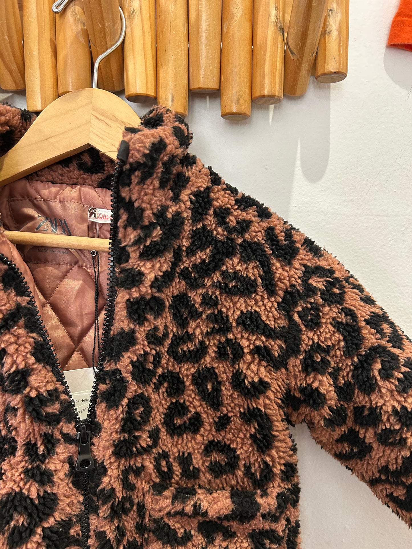 Furry brown leopard coat 2-3y