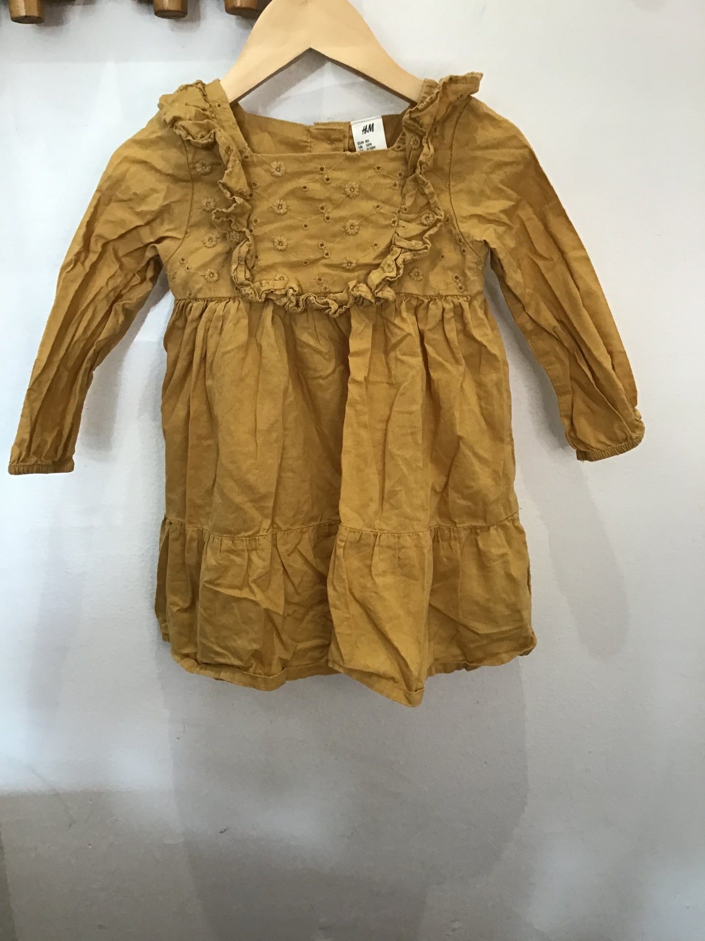 Mustard dress 9-12m