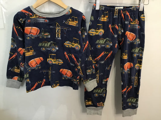 Tractor pyjamas VGUC 5y