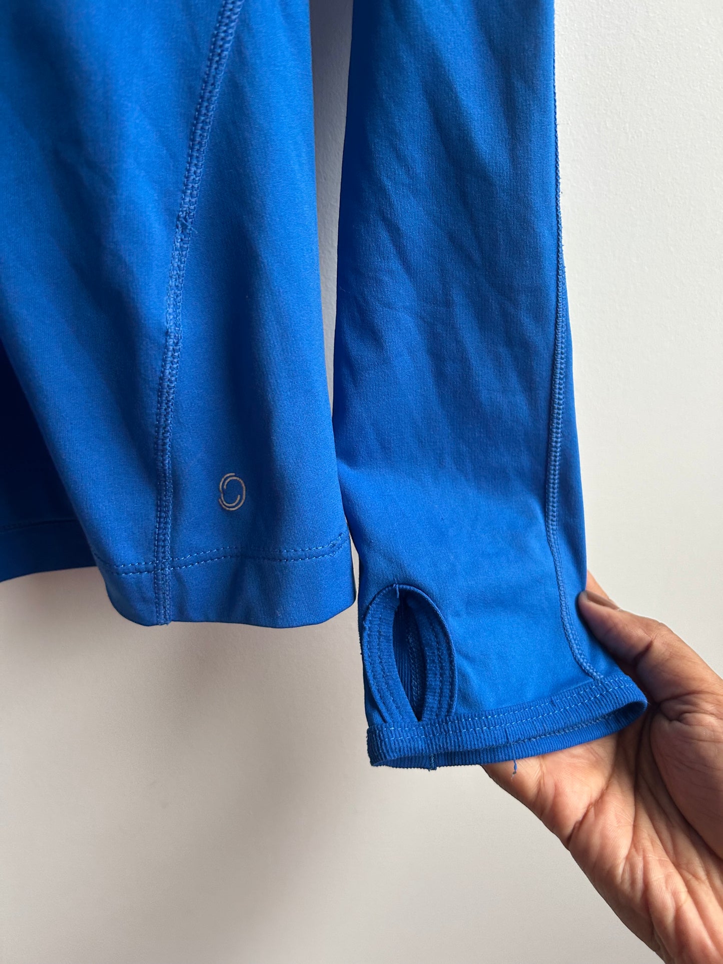 Blue base layer tee L