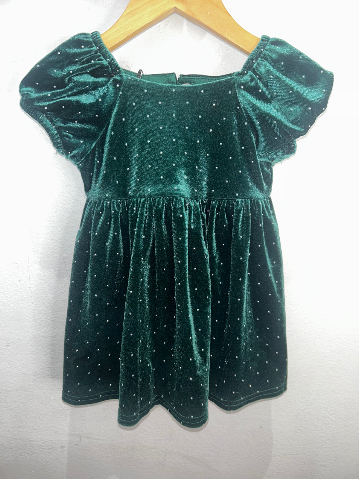 Very fancy green velvet dress 12m