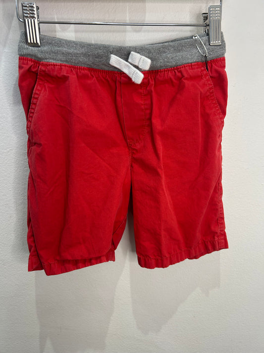 Grey waist red shorts 6y