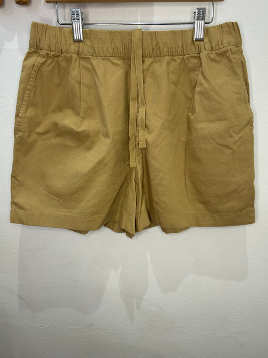 Uniqlo brown shorts - size M (28-29) NEW