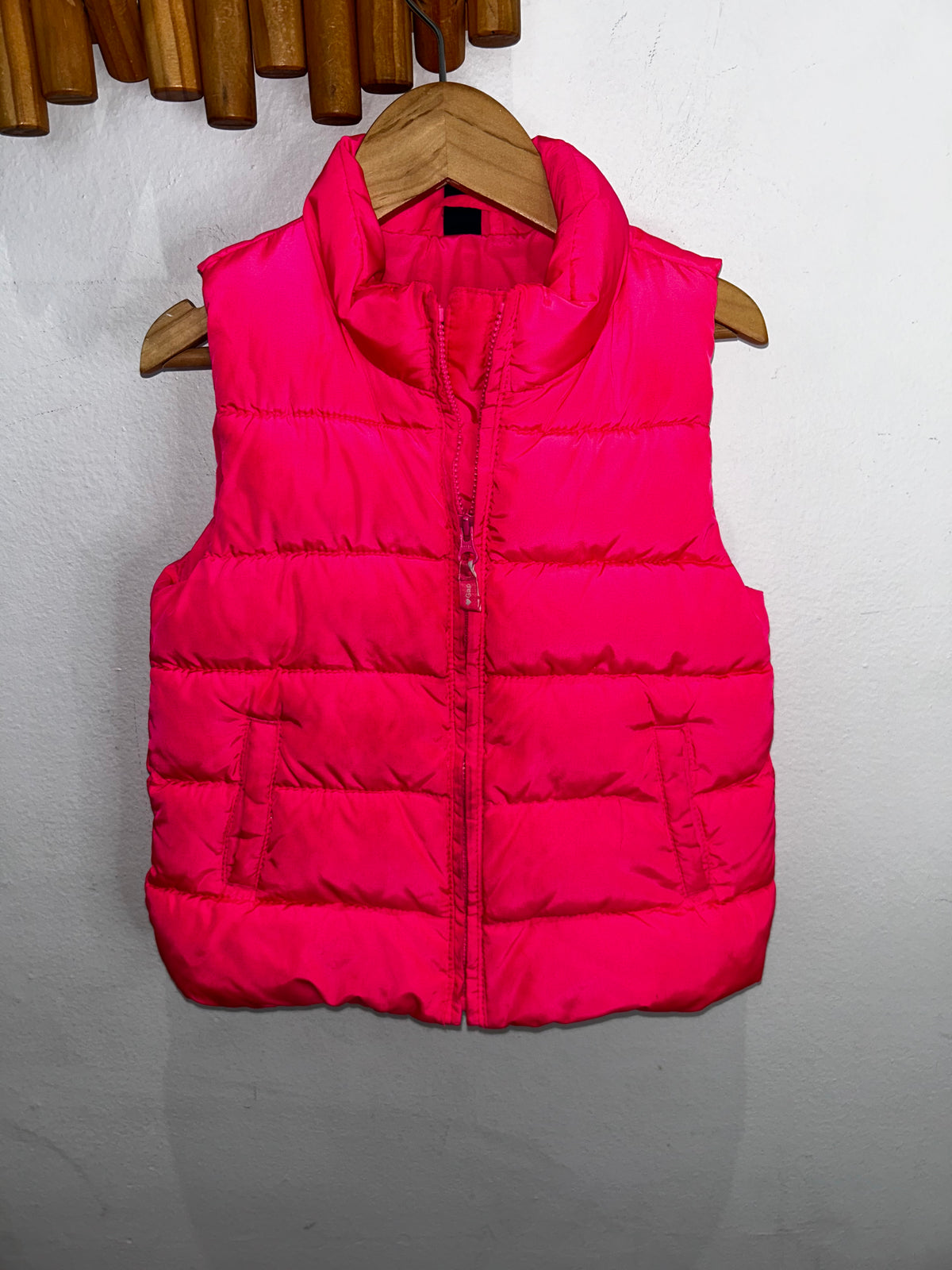 Neon pink puffer vest 4y