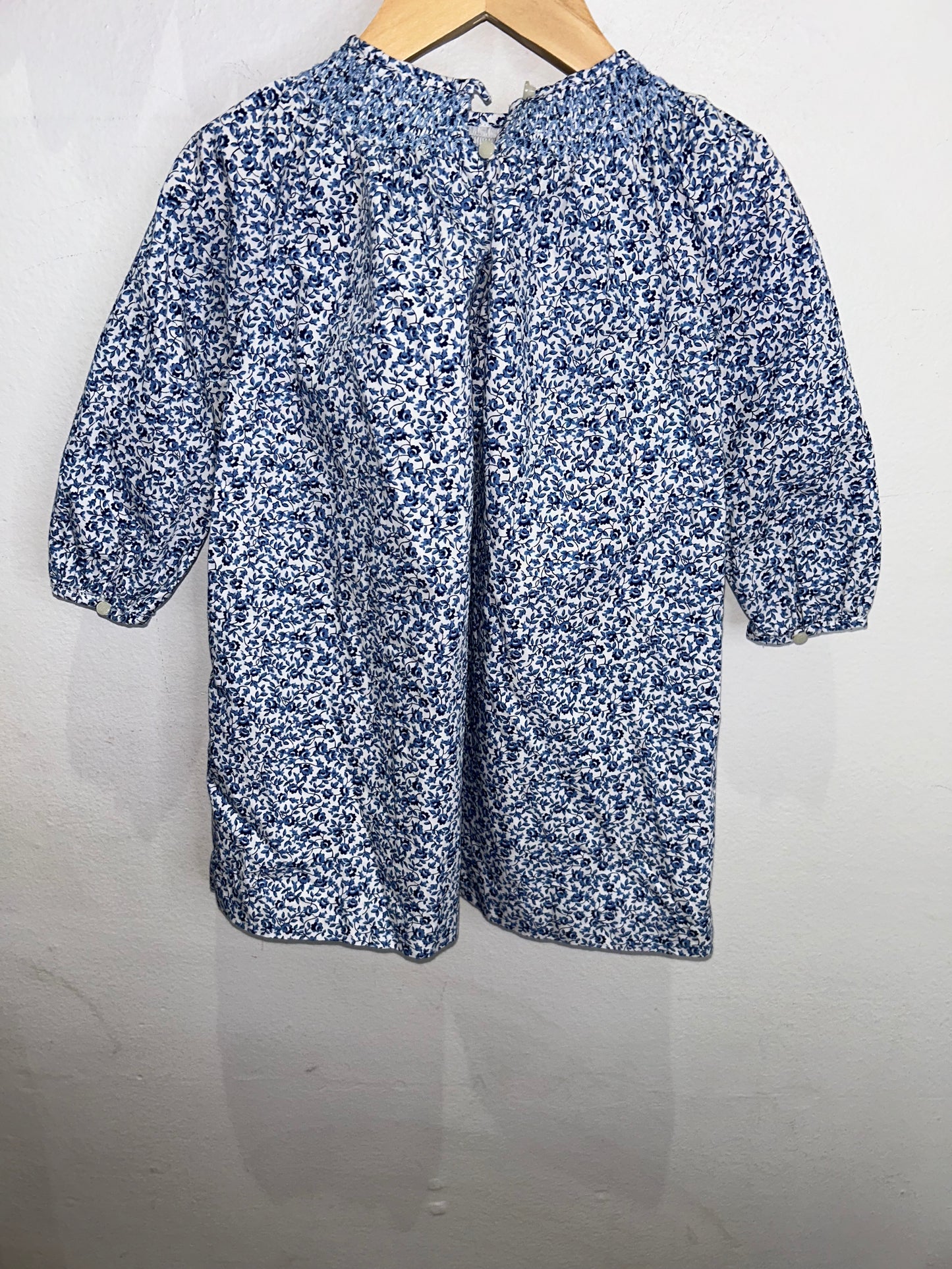 Blue floral smocked collar dress 4y