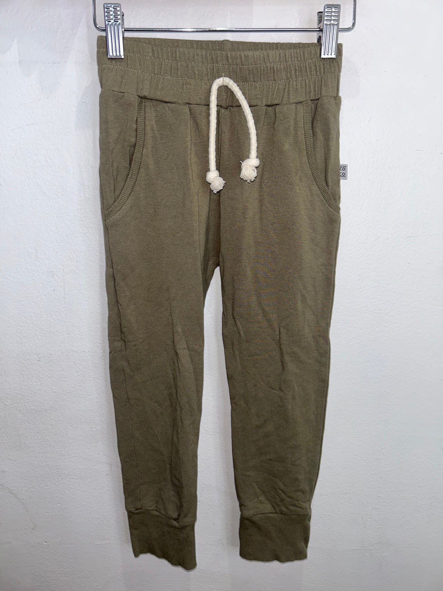 Coco olive bamboo pants 5-6y