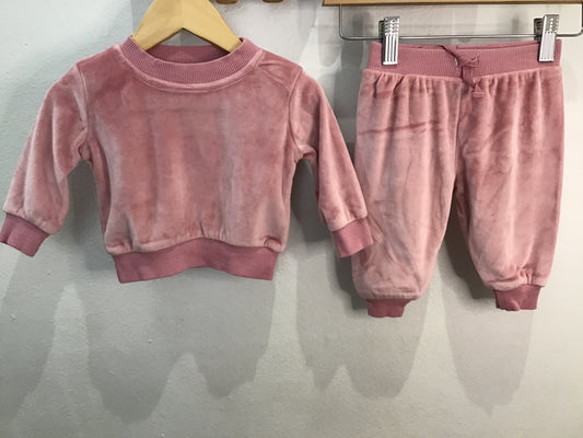Pink velour jogger set 0-3m