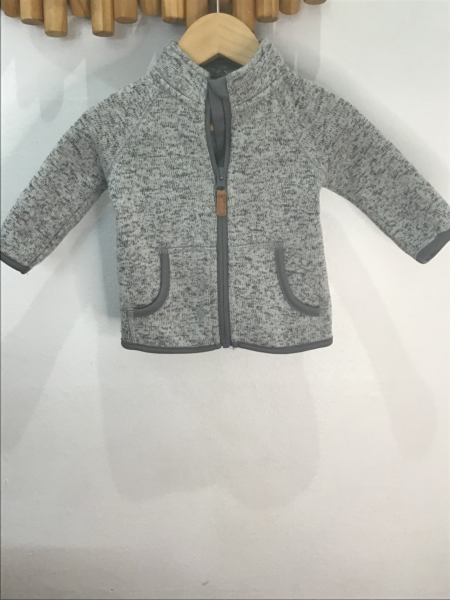 Sweater grey zip-up fleece 3-6m