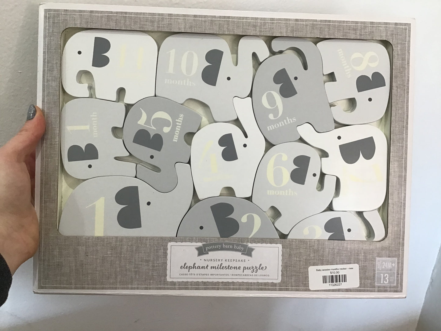Baby wooden months tracker - new