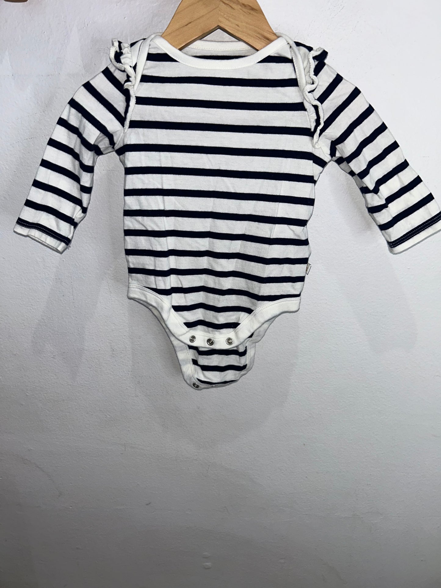 Black Stripes onesie 3-6m