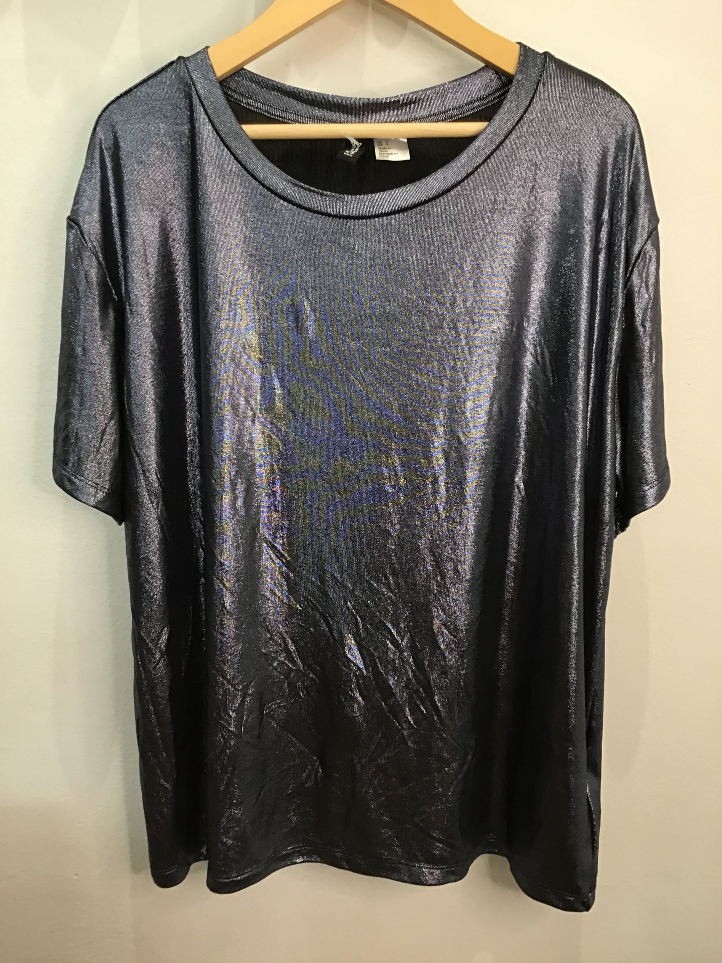 Tee shimmery silver- adult S