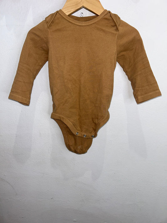 Brown longsleeve onesie 6-12m