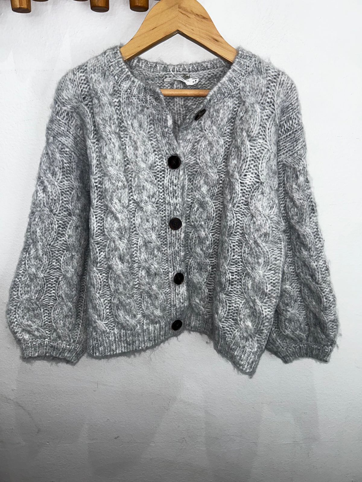 Fuzzy grey cardigan 4-5y