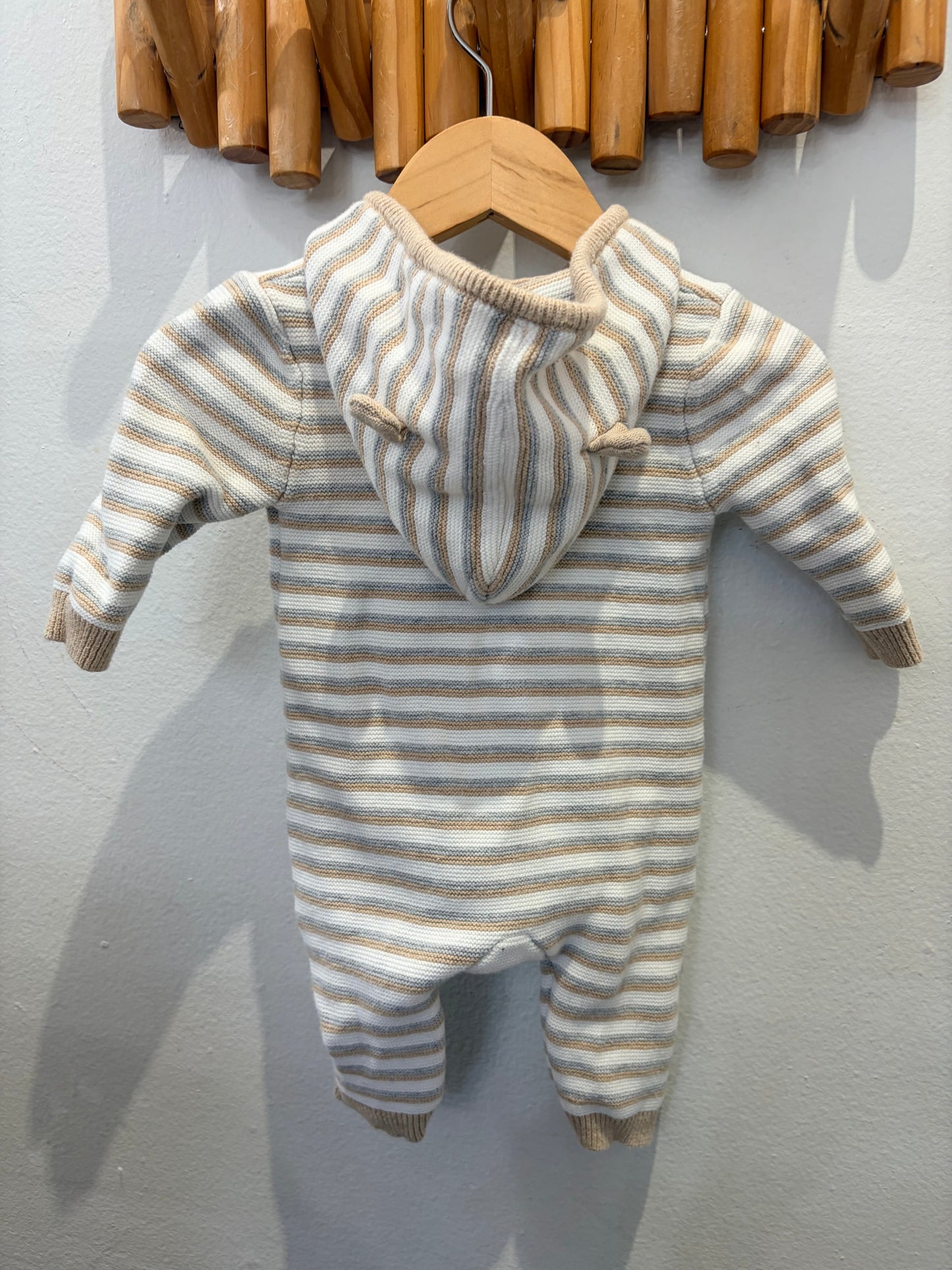 Brown stripes sweater romper 3m