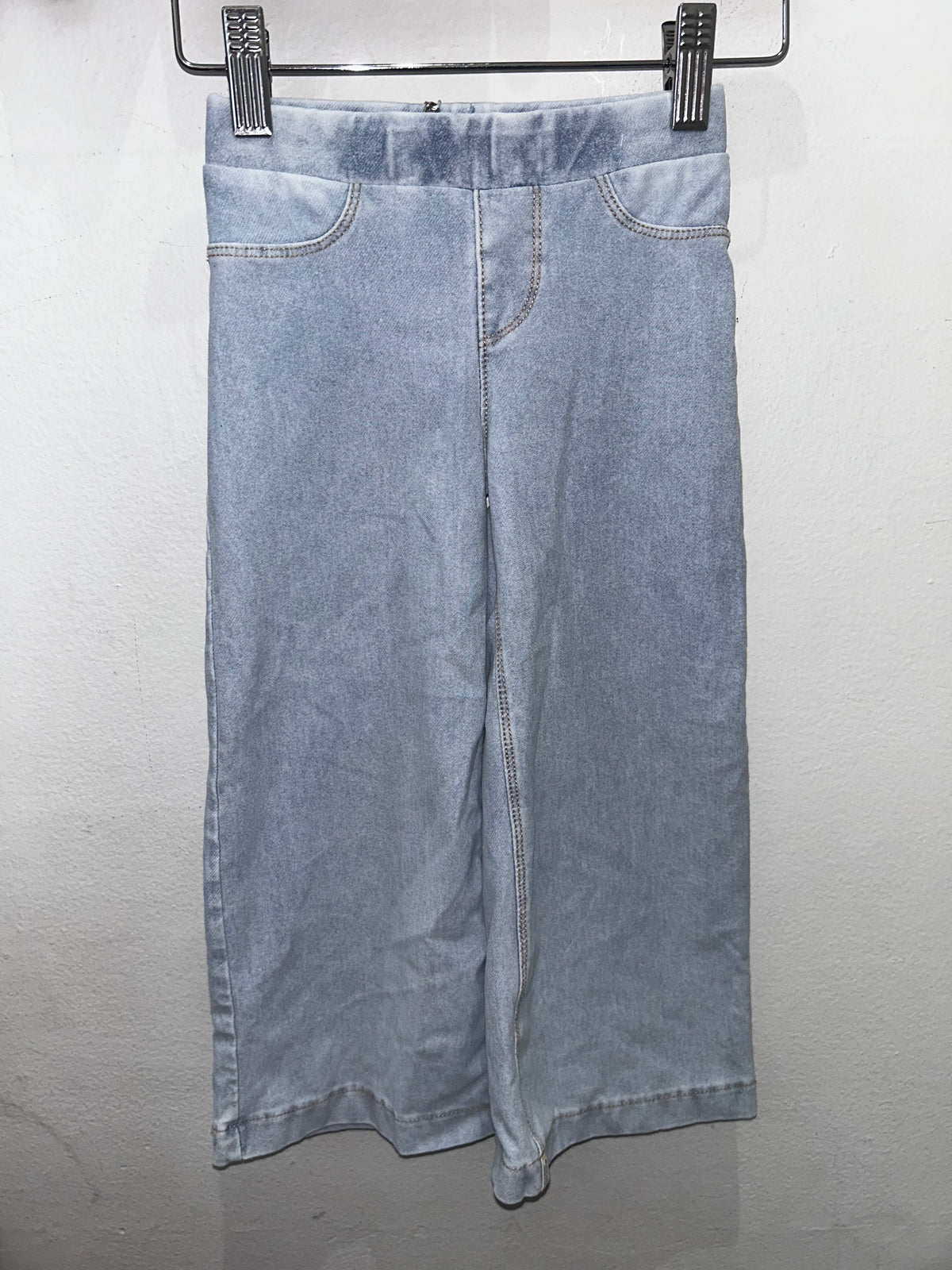 Lightwash wide leg jeggings 2-3y