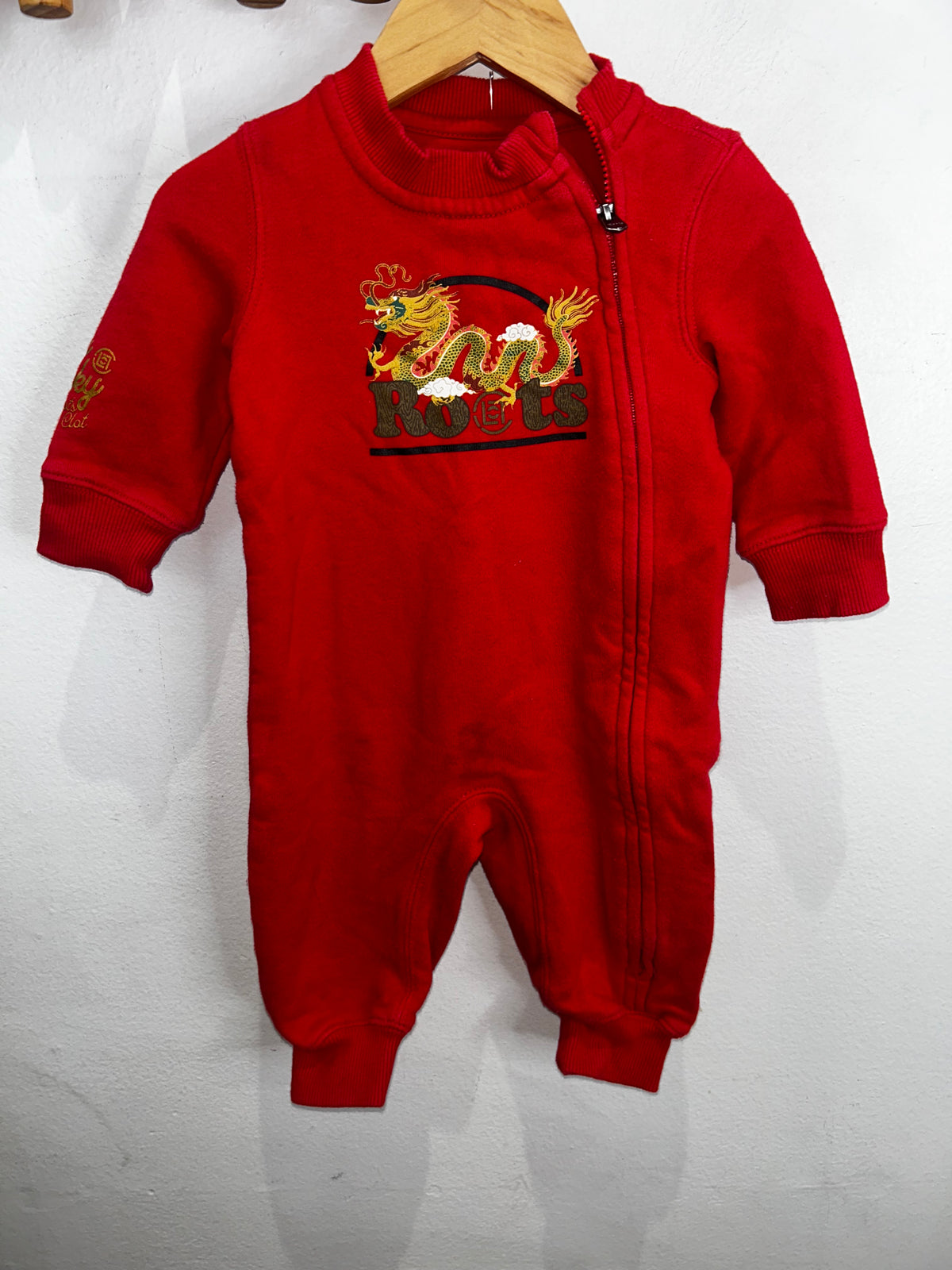 Red Roots dragon romper 3-6m