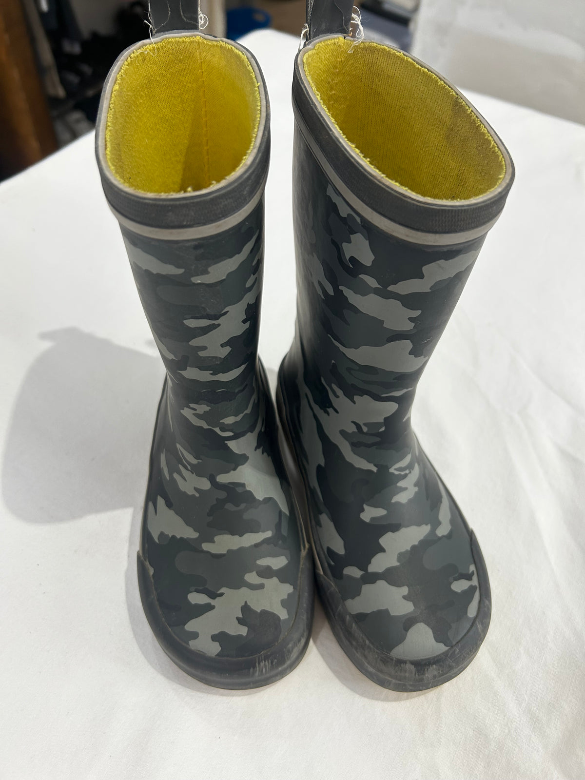 C11 black camo rainboots