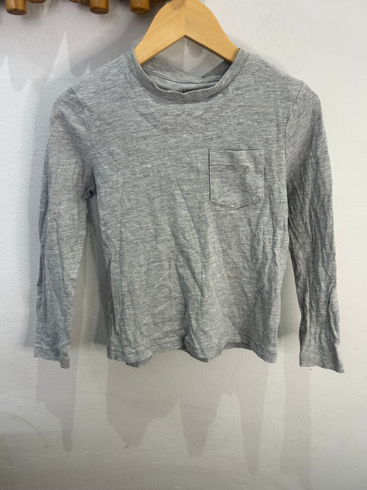 Grey pocket longsleeve 7-8y