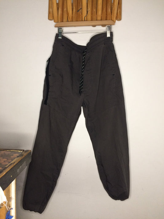 Grey activewear cargo pants- adult S