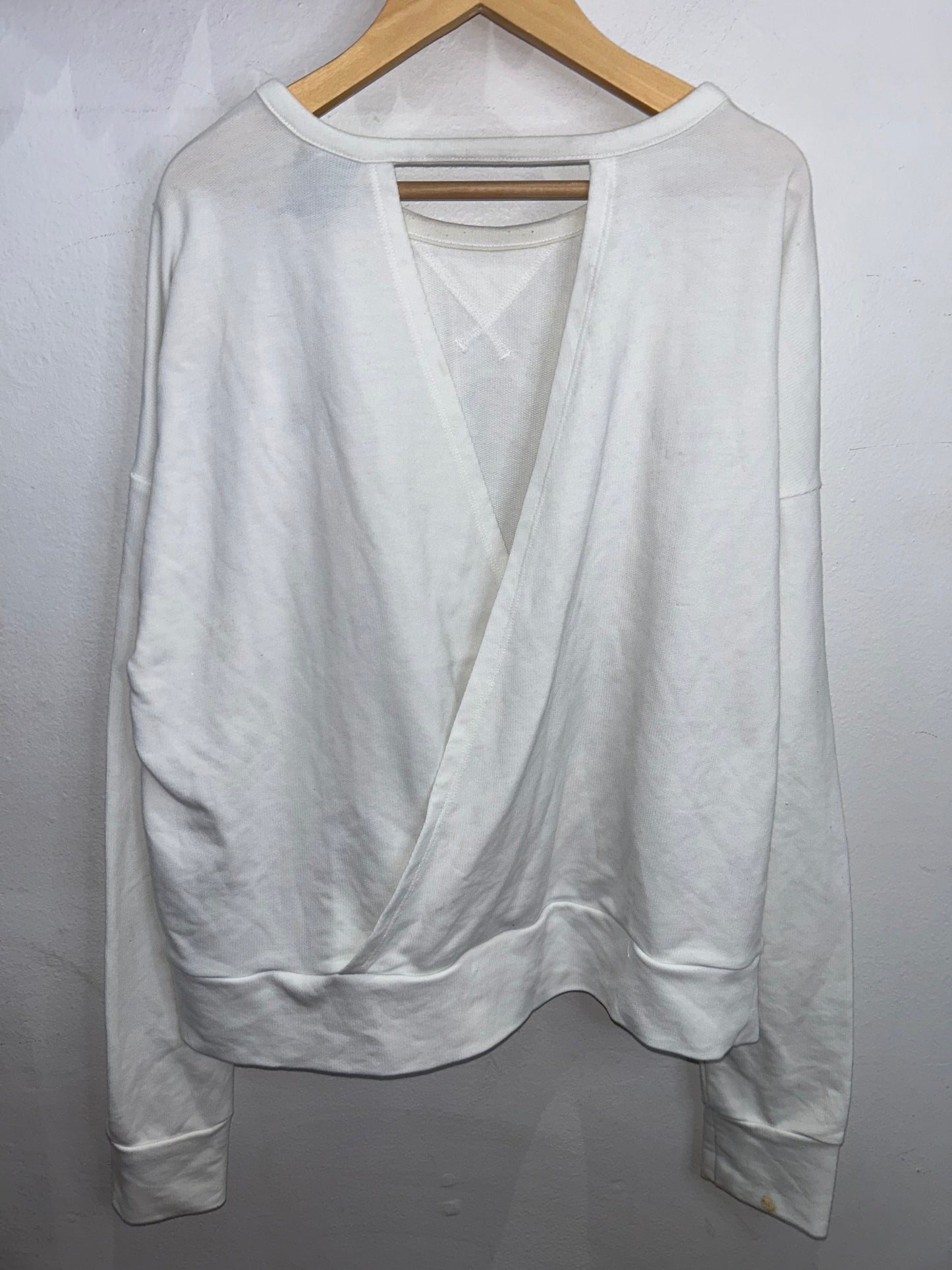 Nike dryfit open back sweater adult L