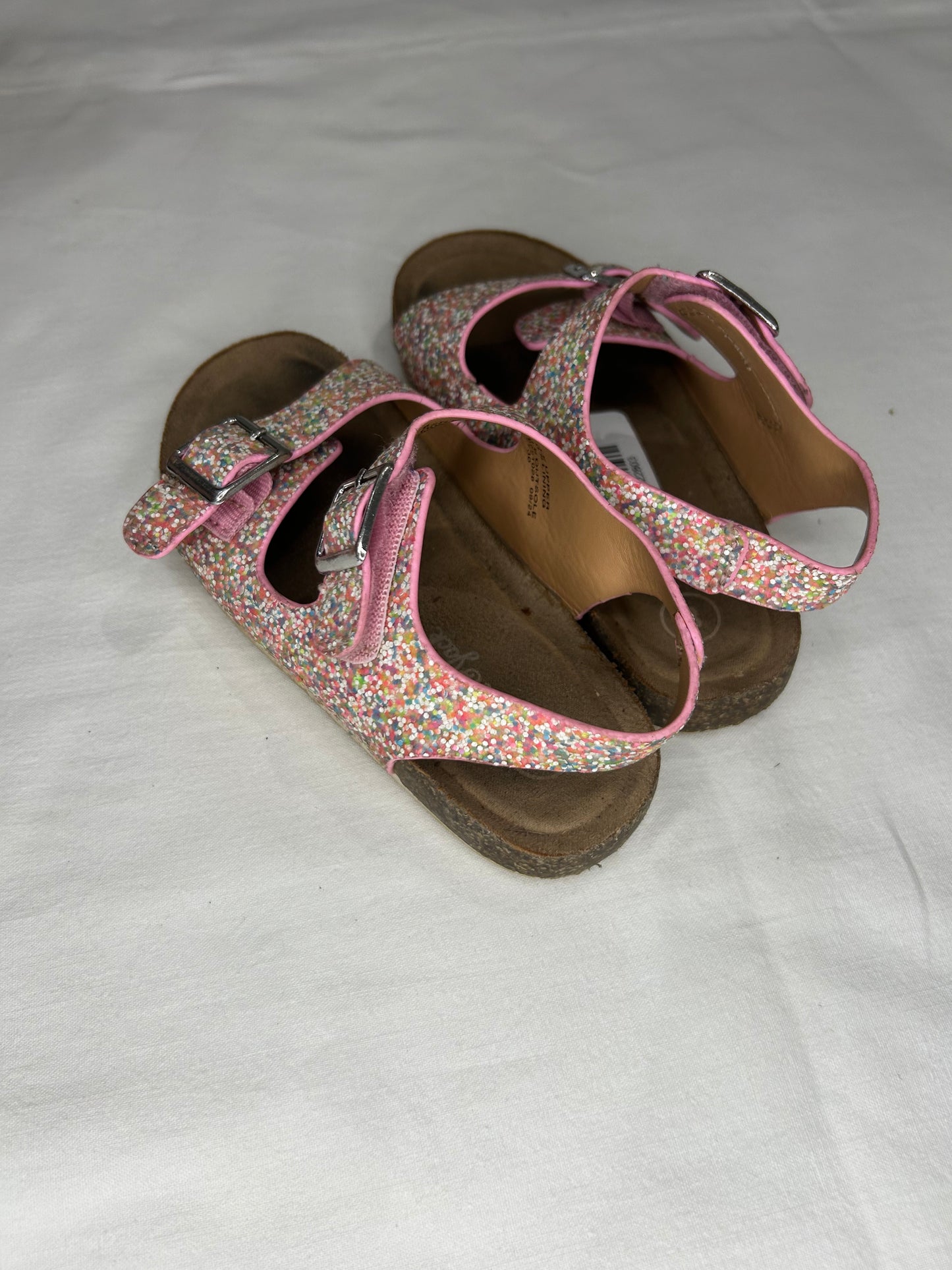 C8 floral sandals
