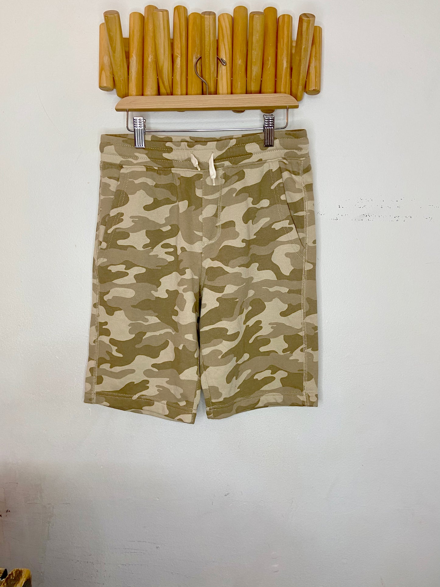 Camo joggers shorts 14-16y