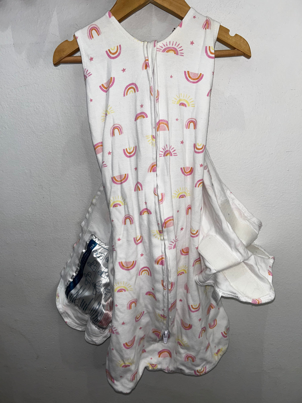Halo rainbow swaddle sack 3-6m