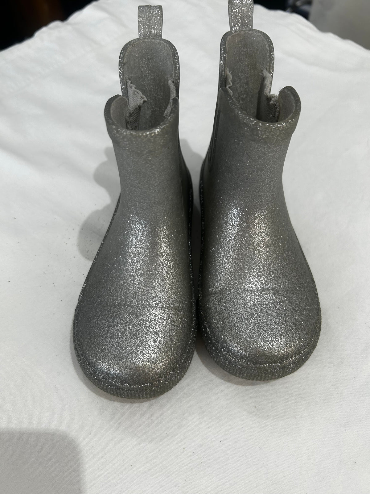 C7-8 silver rain boots