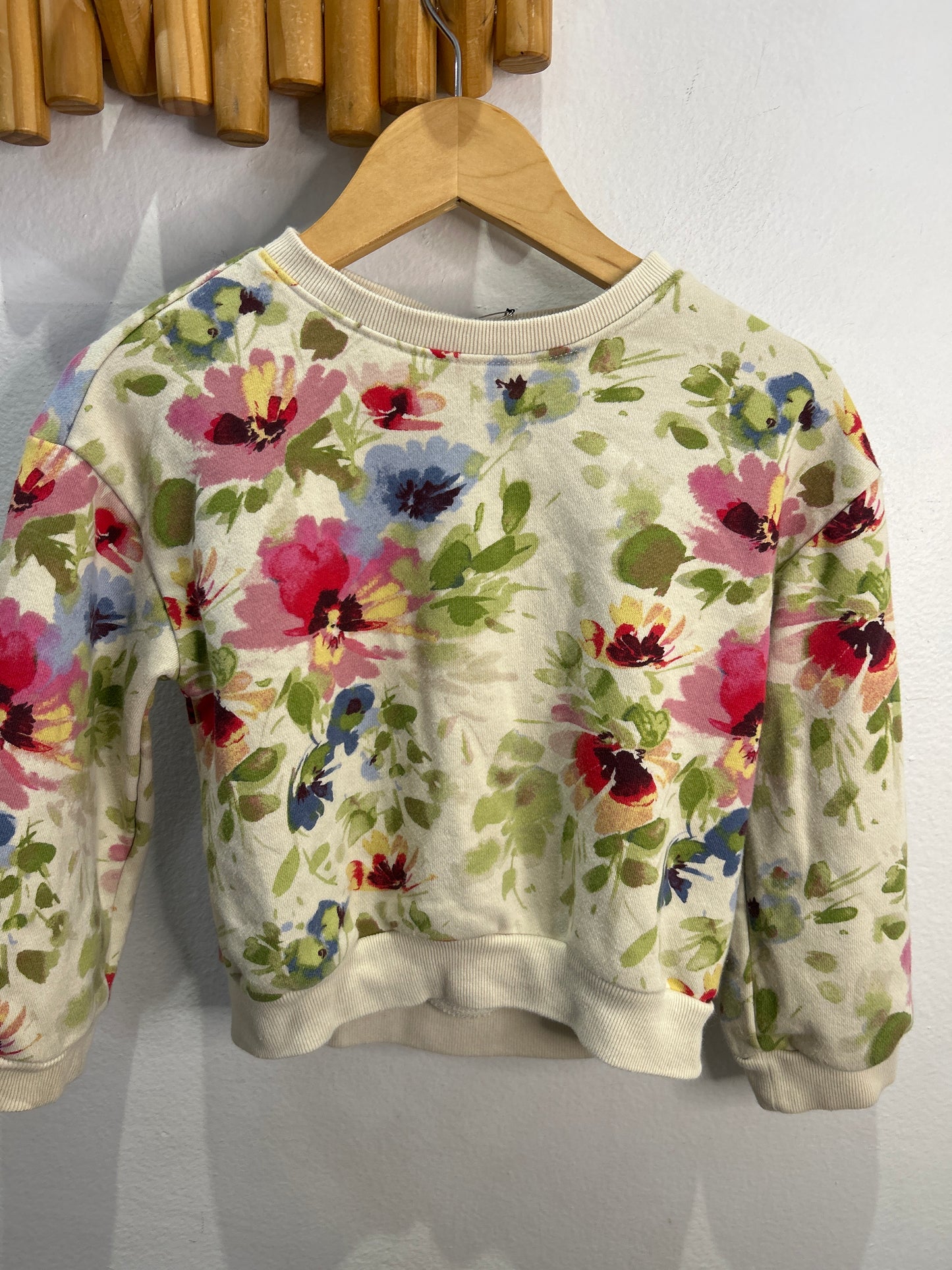 Watercolour flowers pullover 4y
