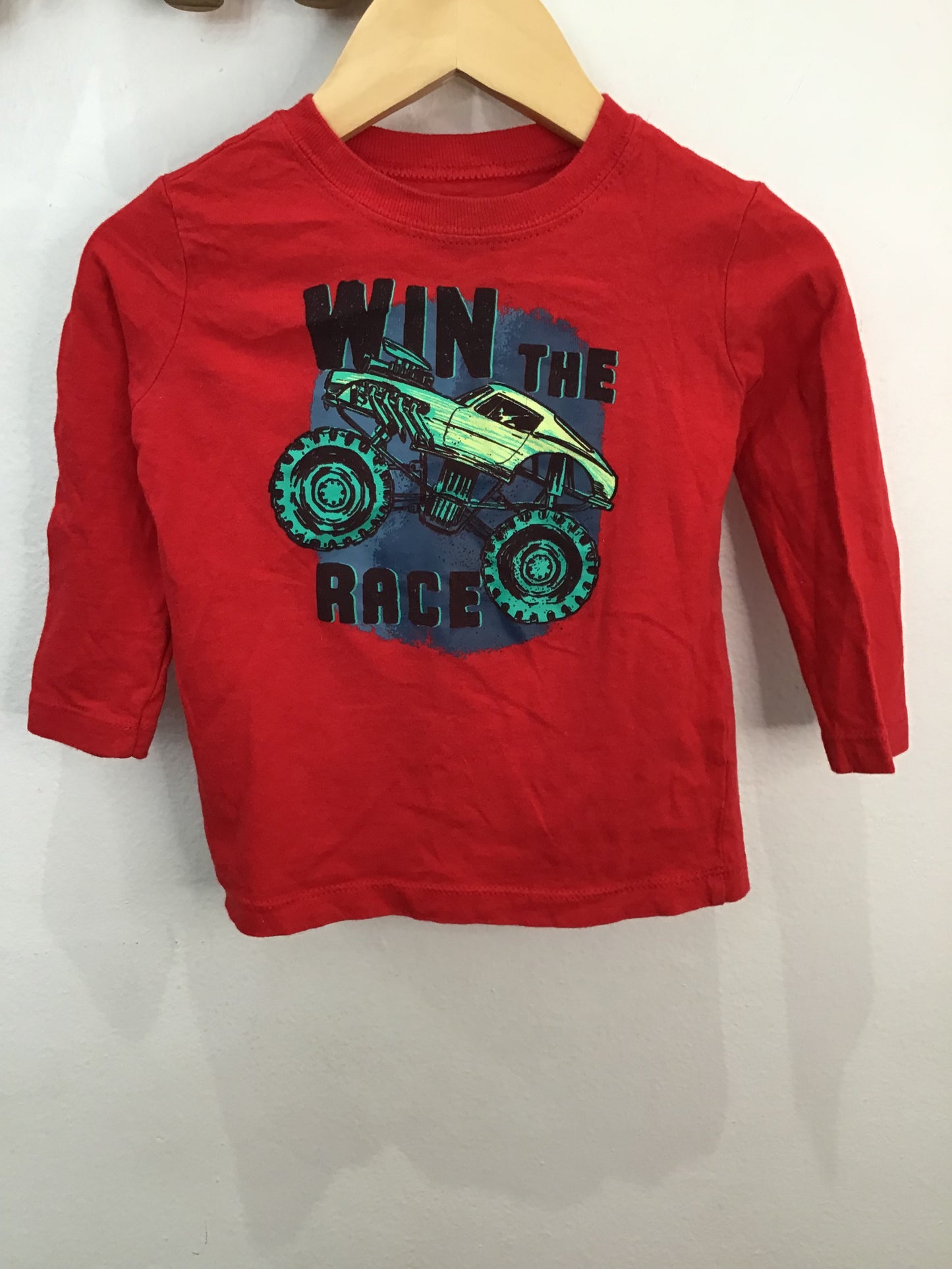 Tee monster truck race 12m