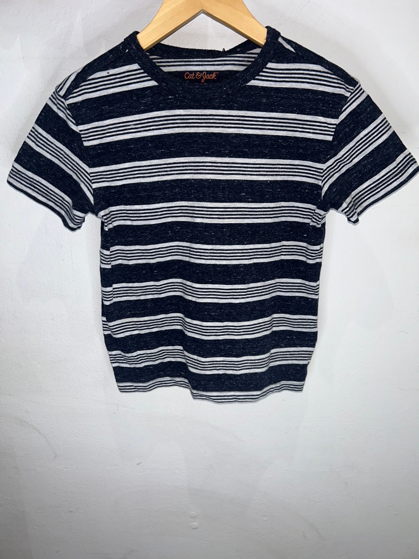 Dark blue stripes tee 4-5y