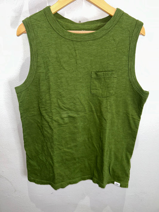Green tanktop 10-11y