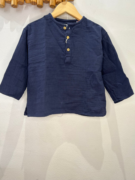 Blue linen henley 2y NEW