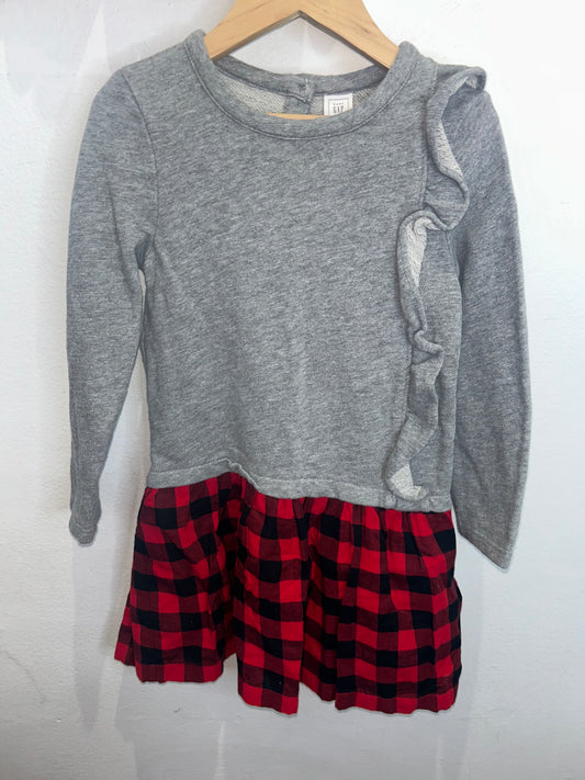 Pullover and red checkered dress 4y