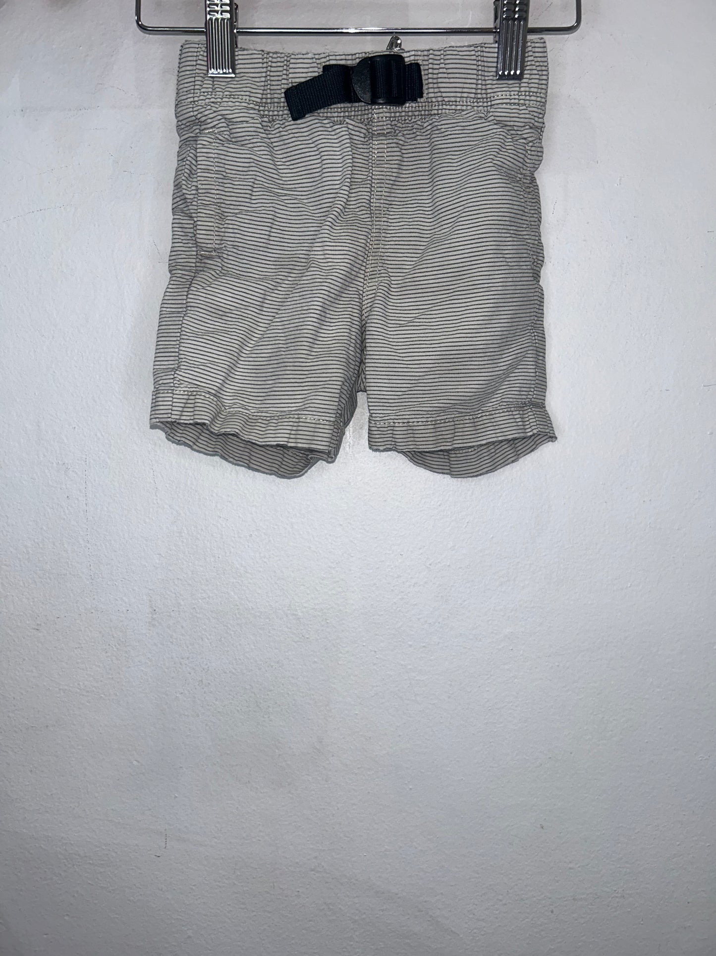 Clasp shorts 18-24m