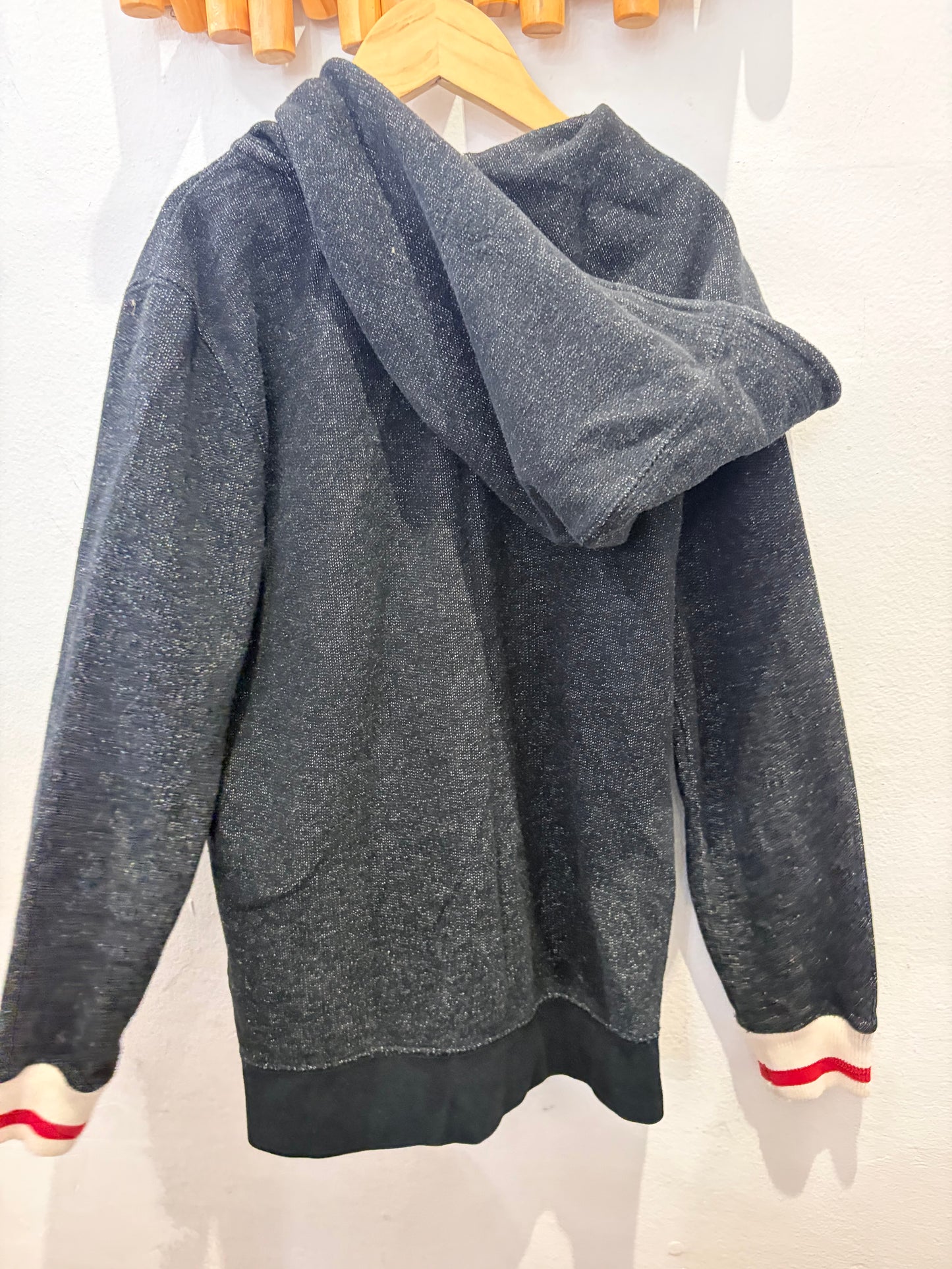 Roots cabin sweatshirt 9-10y