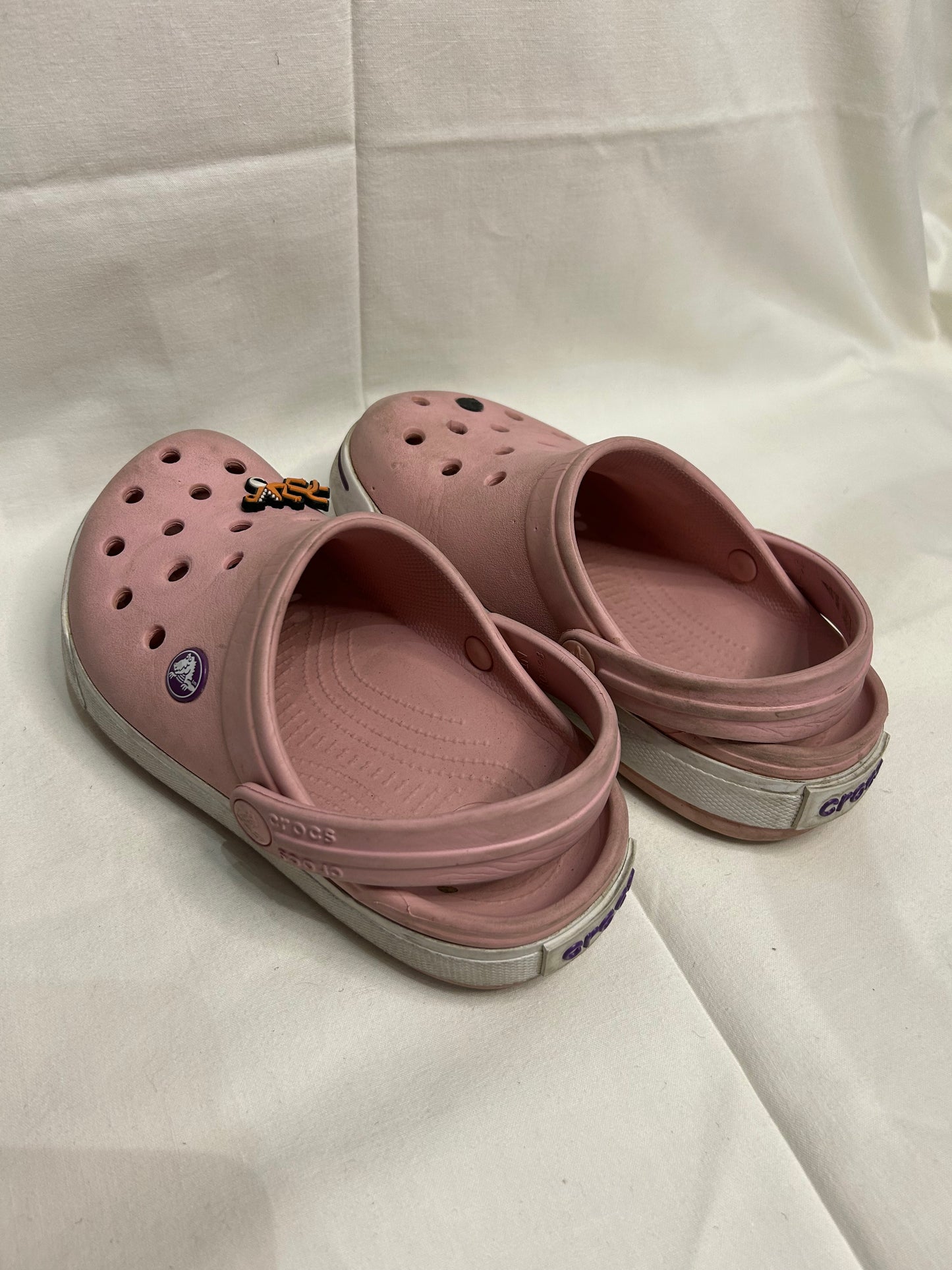 Y1 light pink Crocs