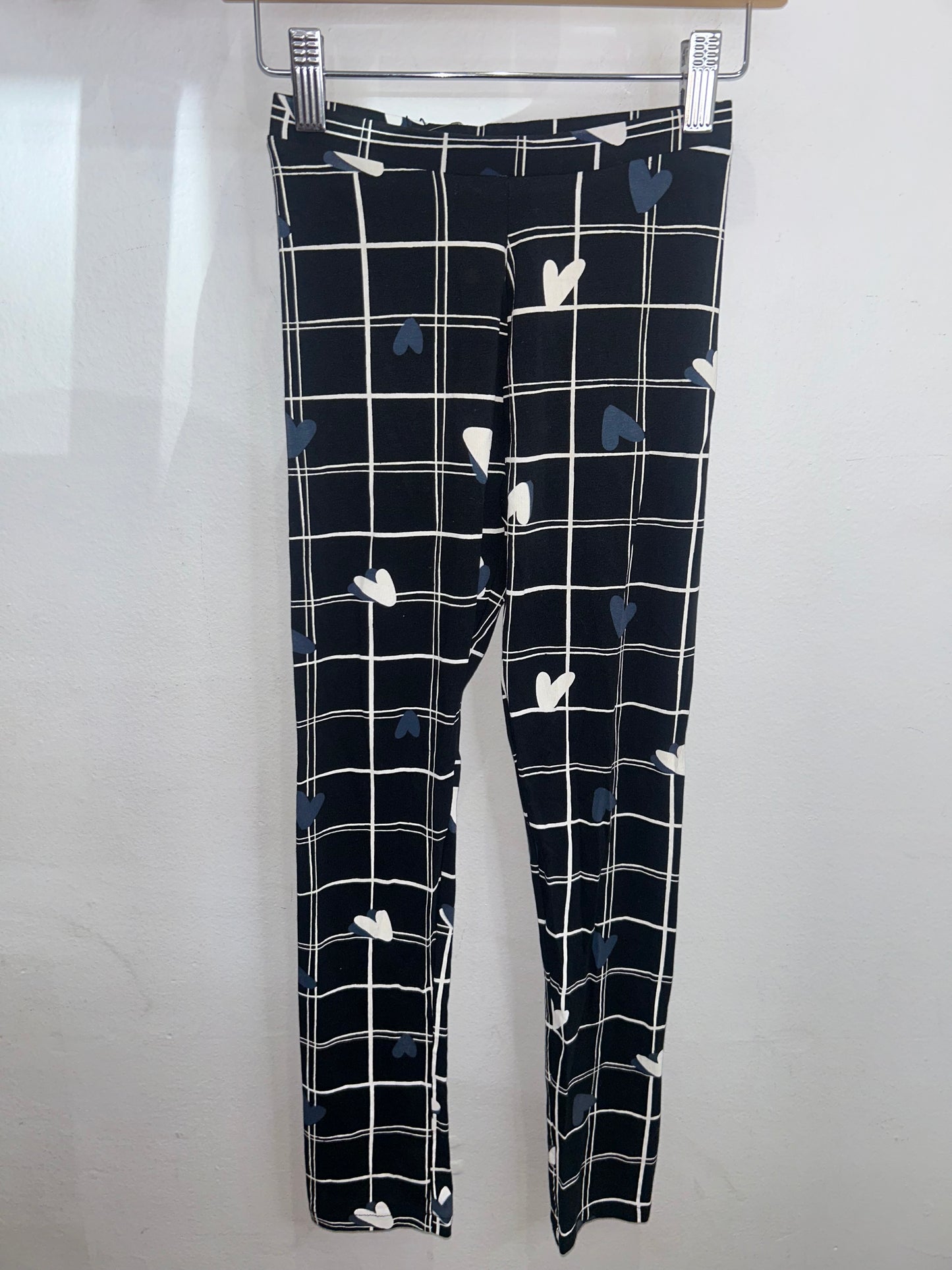 Checkered and hearts leggings 10y