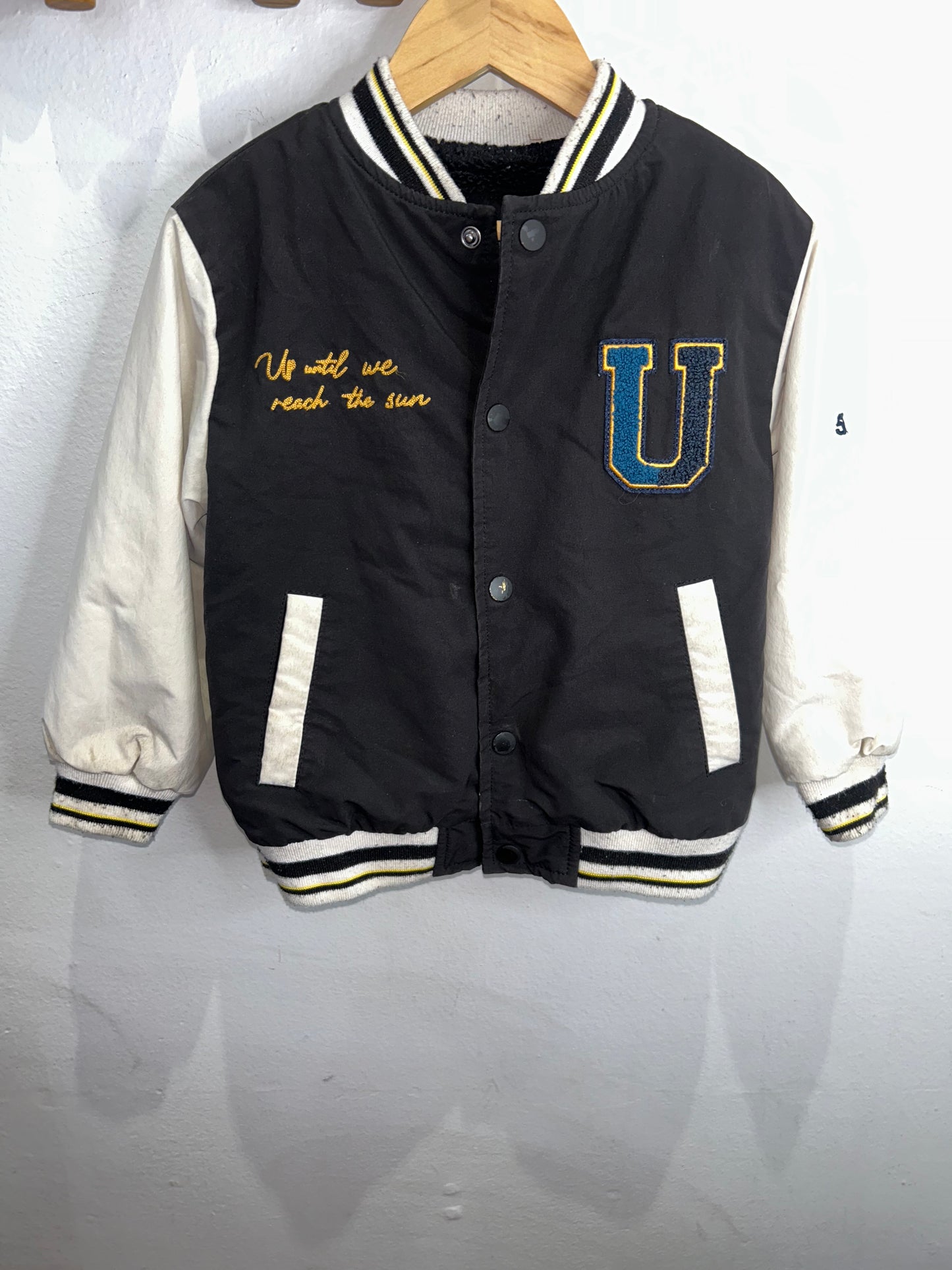 Furry lined bomber 2-3y*