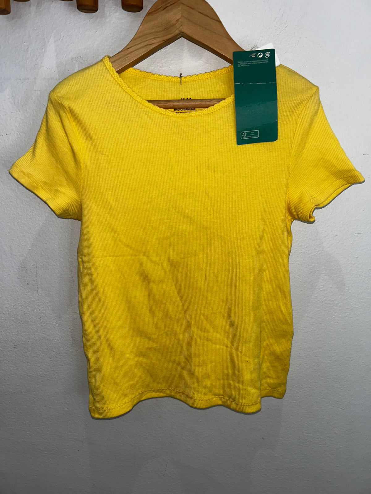 Yellow ribbed tee 4-6y NEW