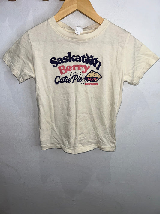 Saskatoon berry tee 6y
