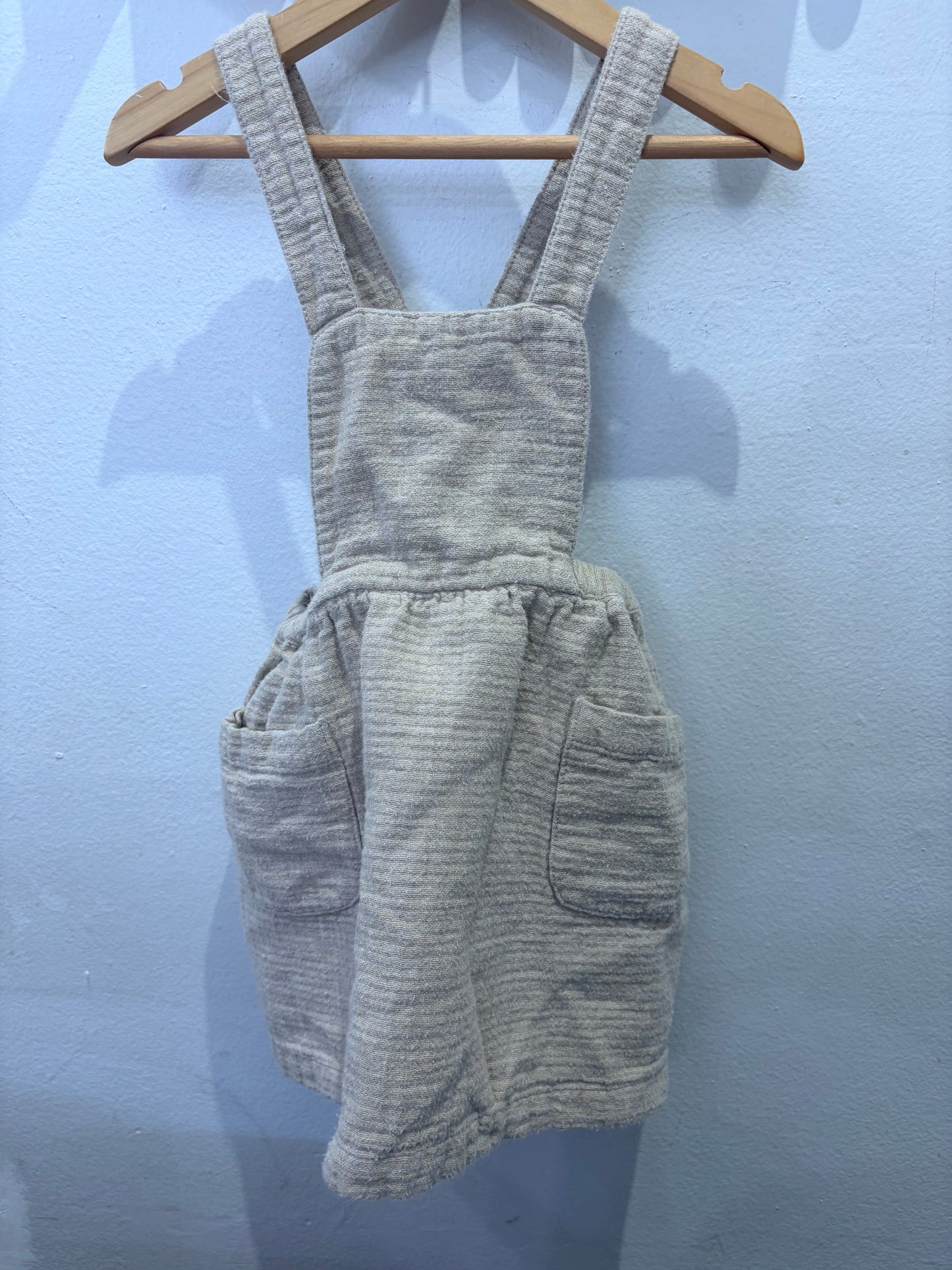 Beige texutre skirt romper 18-24m